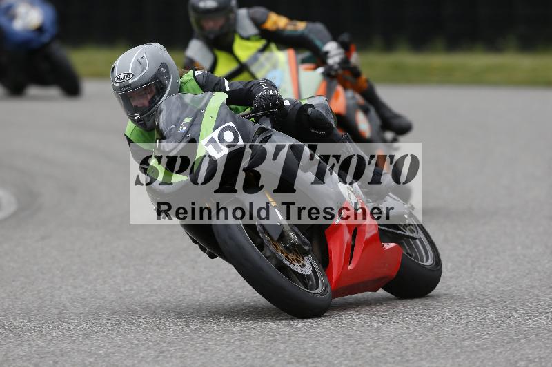 /Archiv-2025/08 20.04.2025 Speer Racing ADR/Gruppe gruen/10